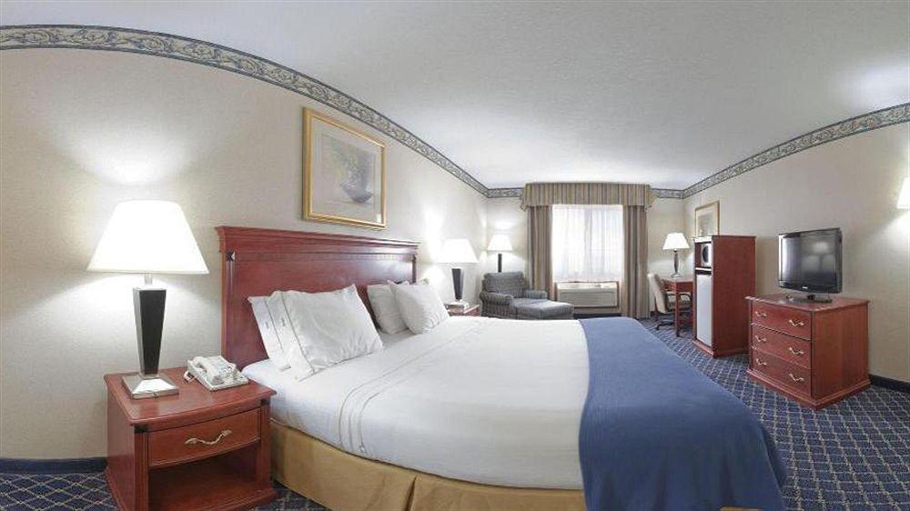 Holiday Inn Express & Suites Danville By Ihg Exteriör bild
