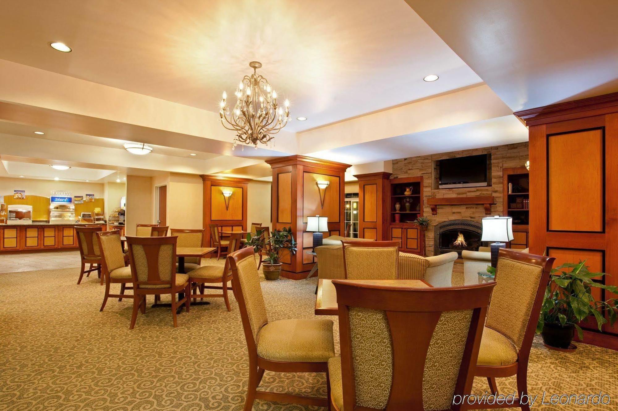 Holiday Inn Express & Suites Danville By Ihg Restaurang bild